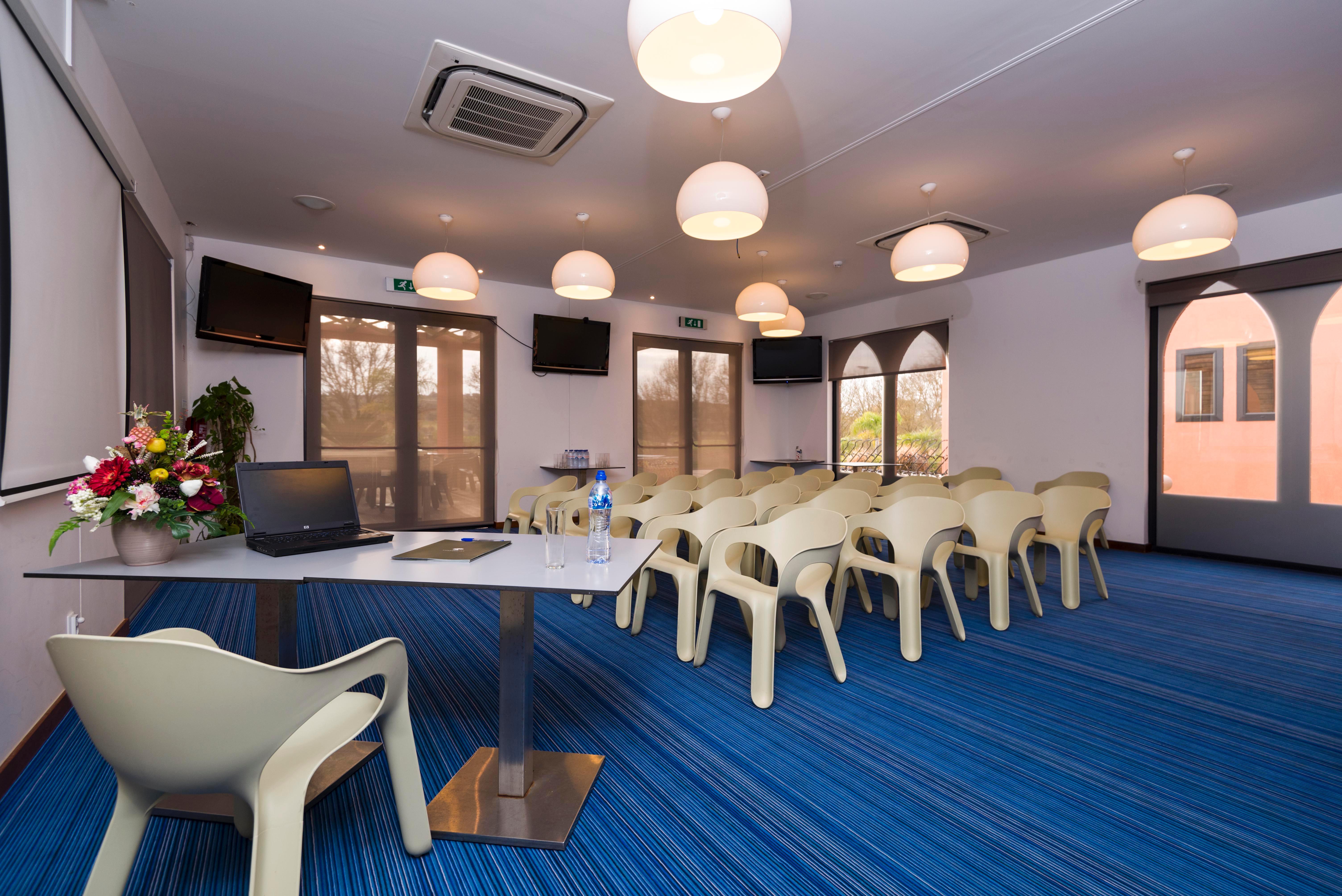 Amendoeira Golf Resort - Apartments And Villas Silves Bagian luar foto